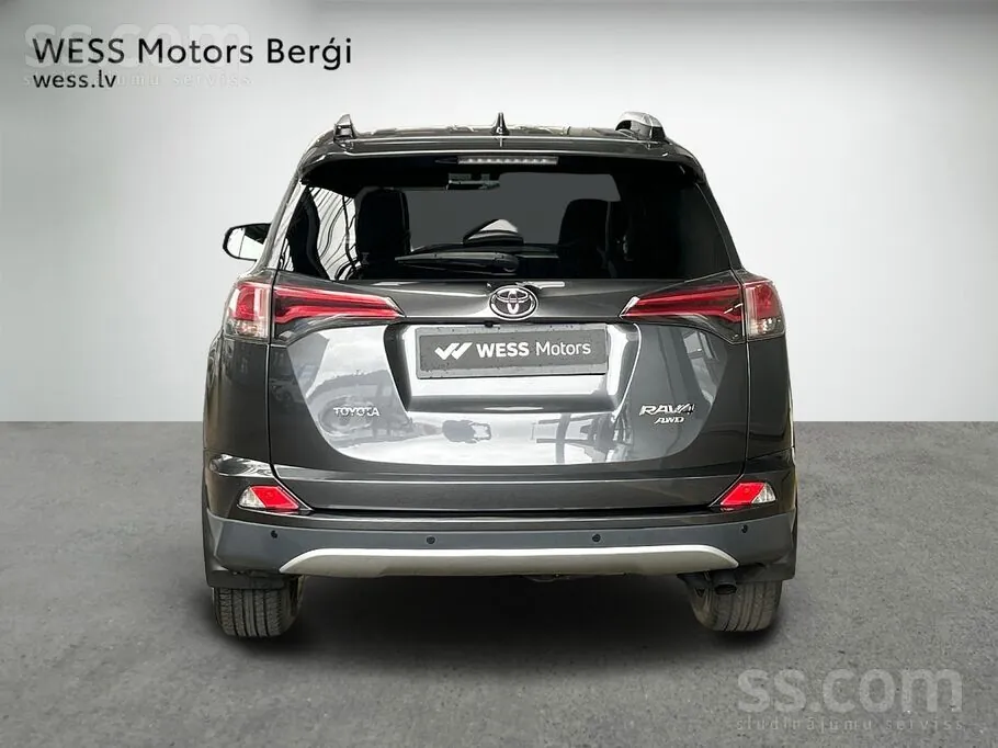 Toyota Rav4 2016 photo 4