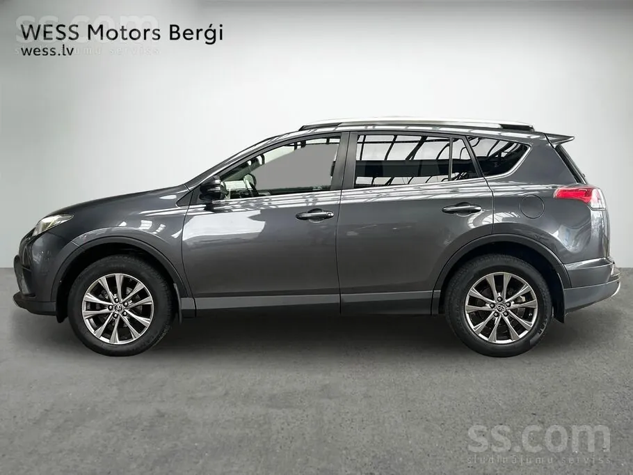 Toyota Rav4 2016 photo 3