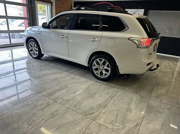 Mitsubishi Outlander 2015 photo 4