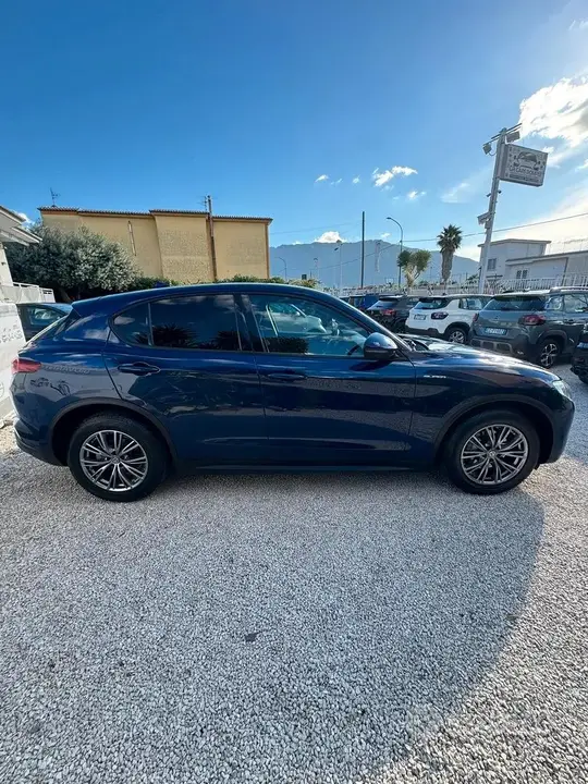 Alfa Romeo Stelvio 2020 photo 4