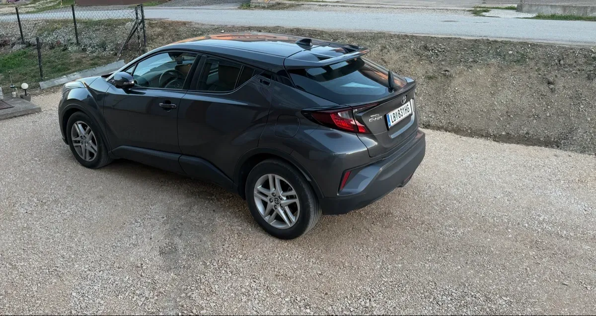 Toyota C-Hr 2023 photo 3