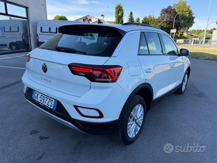 Volkswagen T-Roc 2022 photo 4
