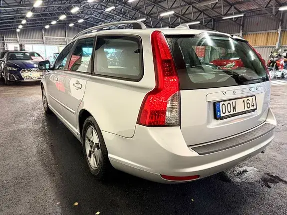 Volvo V50 2011 photo 5