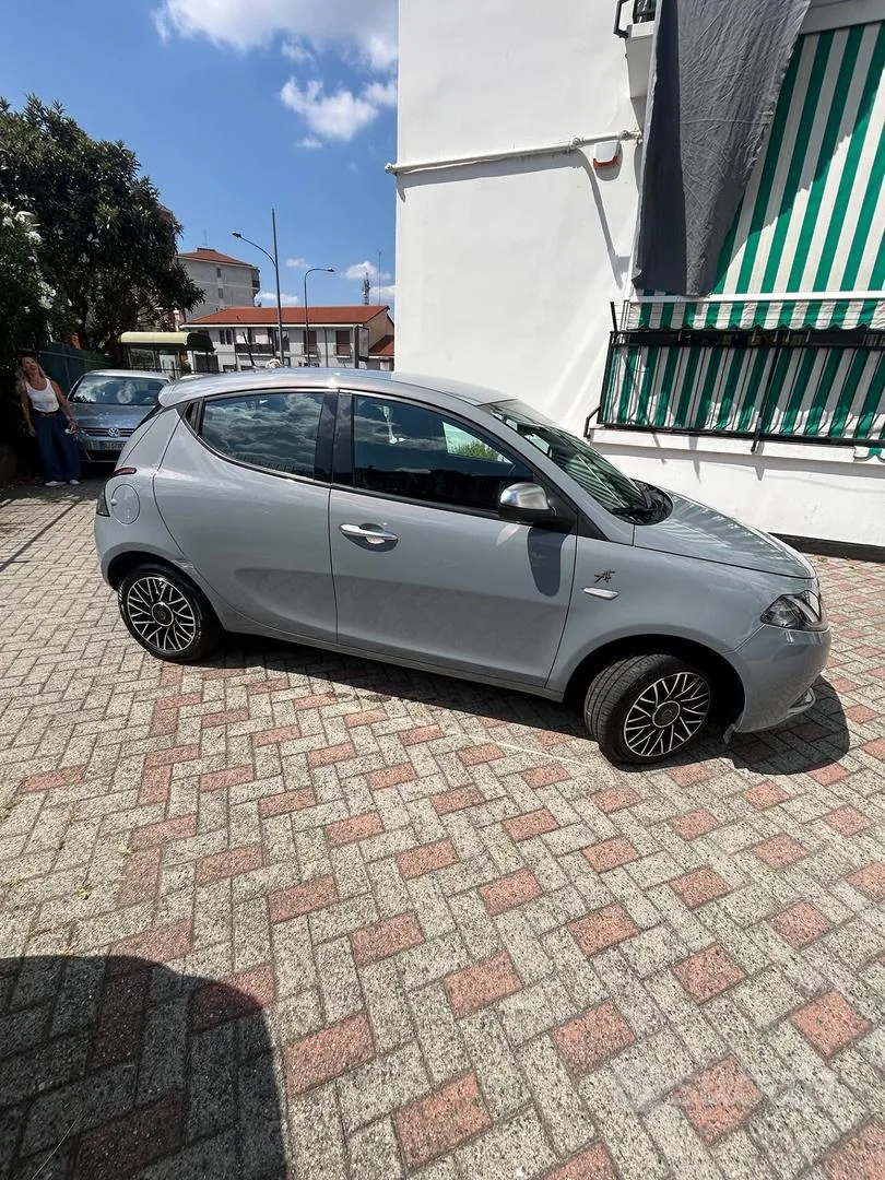 Lancia Ypsilon 2022 photo 4