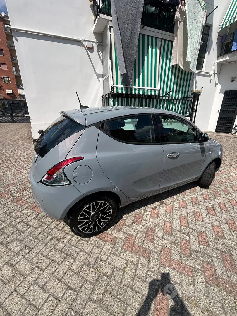 Lancia Ypsilon 2022 photo 5