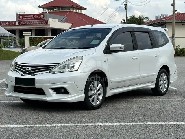 Nissan Grand Livina