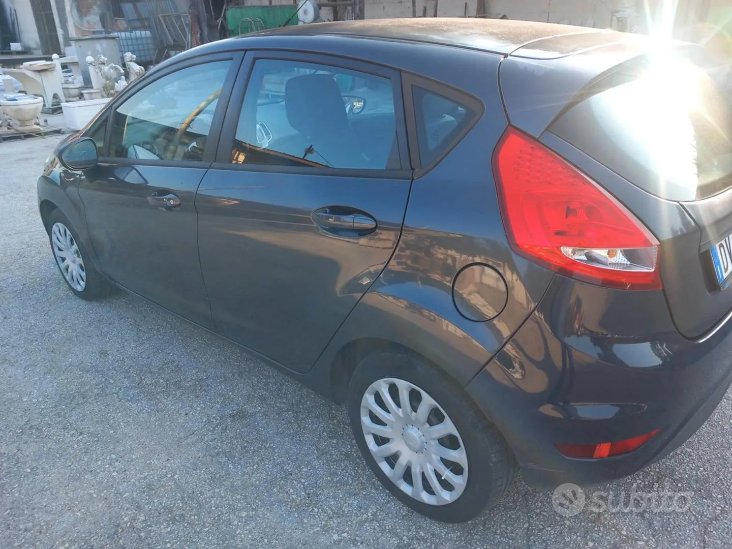 Ford Fiesta 2009 photo 2