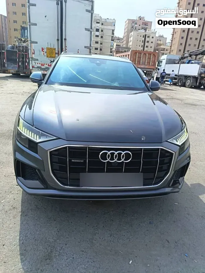 Audi Q8