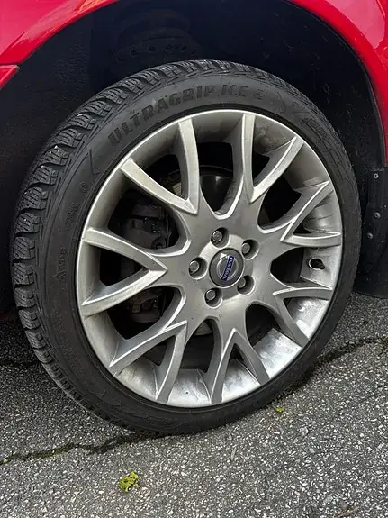 Volvo V70 2010 photo 4