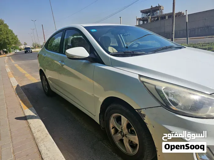 Hyundai Accent 2016 photo 3