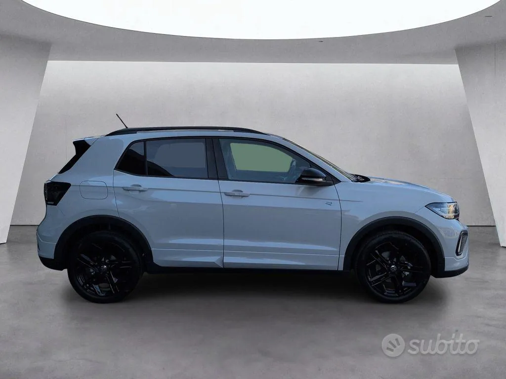 Volkswagen T-Cross photo 3