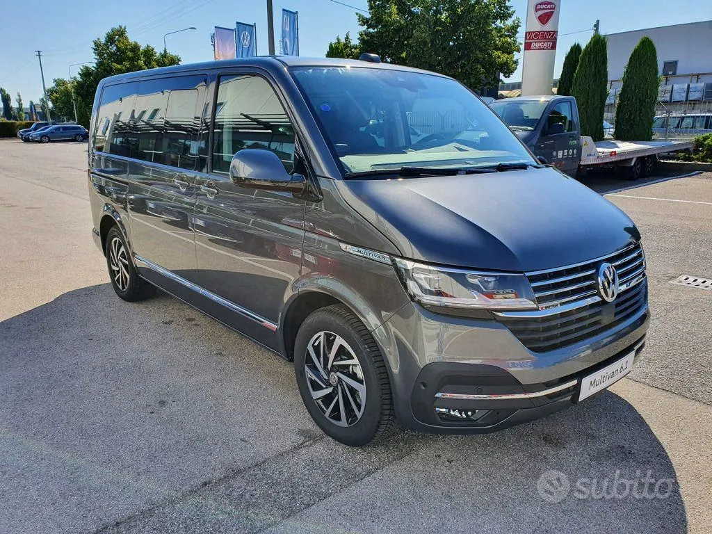 Volkswagen T6.1 Multivan 2022 photo 2