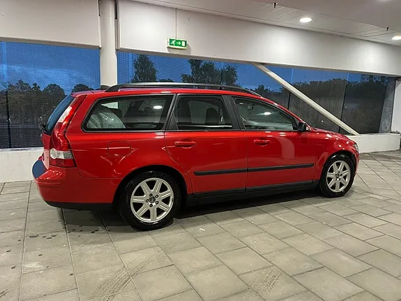 Volvo V50 2005 photo 2