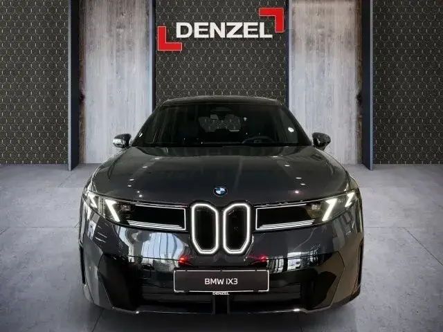 BMW Ix3 photo 2