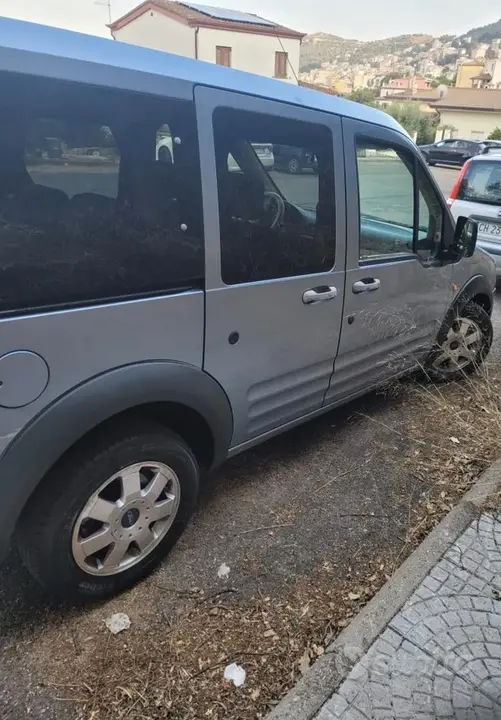 Ford Tourneo