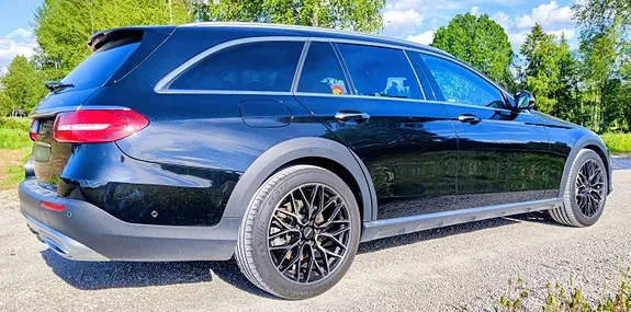 Mercedes-Benz E400 D 2019 photo 3