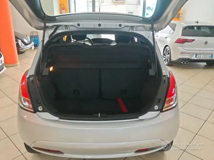 Lancia Ypsilon 2017 photo 5