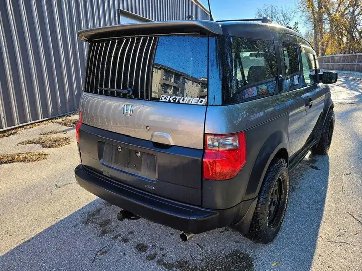 Honda Element 2005 photo 3