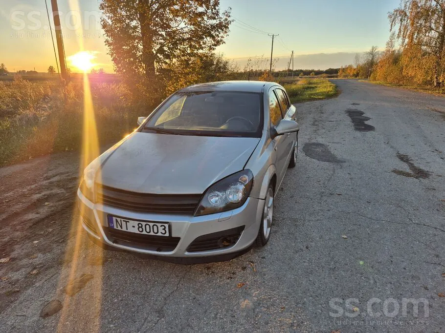 Opel Astra 2005 photo 2