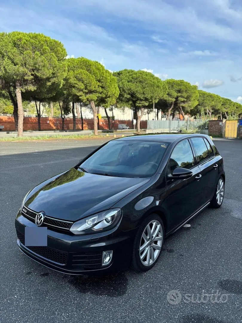 Volkswagen Golf 2010 photo 3