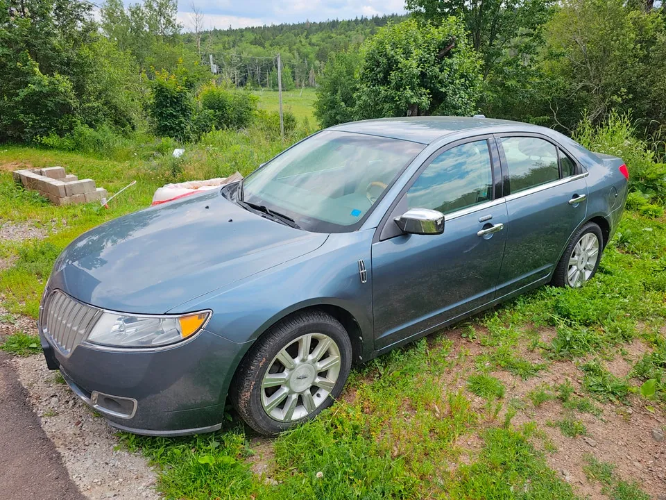 Lincoln Mkz 2012 photo 2