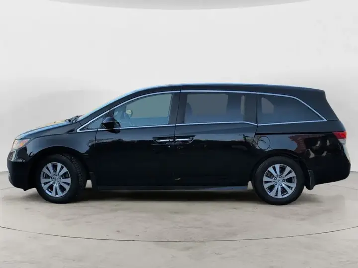 Honda Odyssey 2014 photo 3