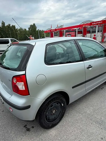 Volkswagen Polo 2003 photo 3