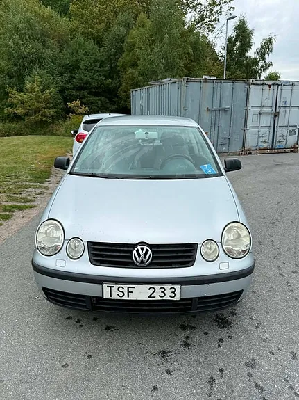 Volkswagen Polo 2003 photo 2