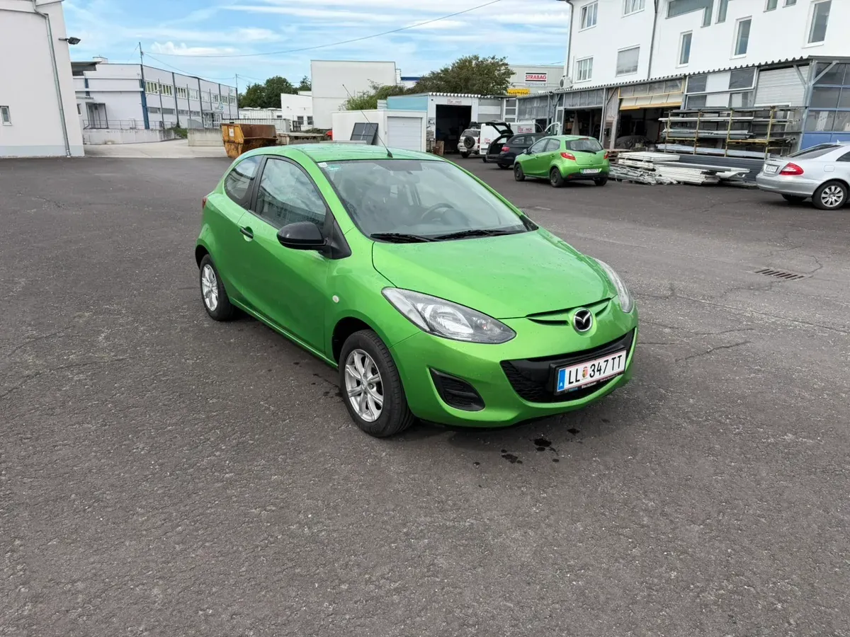 Mazda Mazda2