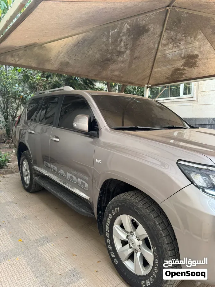 Toyota Prado 2018 photo 2