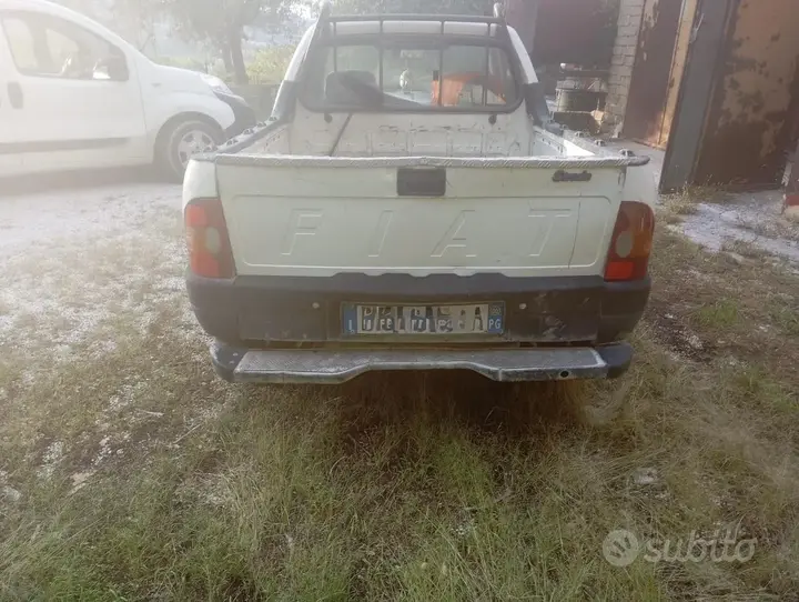 Fiat Strada 2000 photo 2