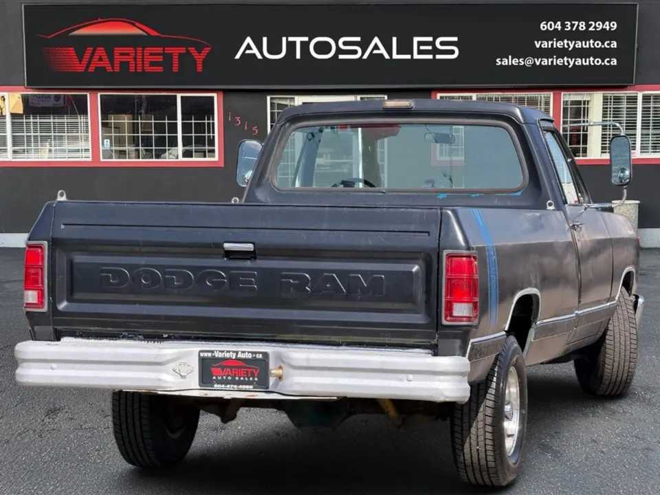Dodge D100 1989 photo 4