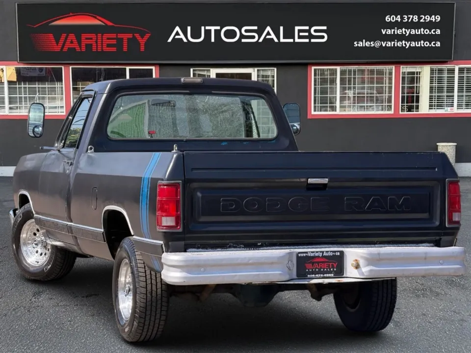 Dodge D100 1989 photo 3