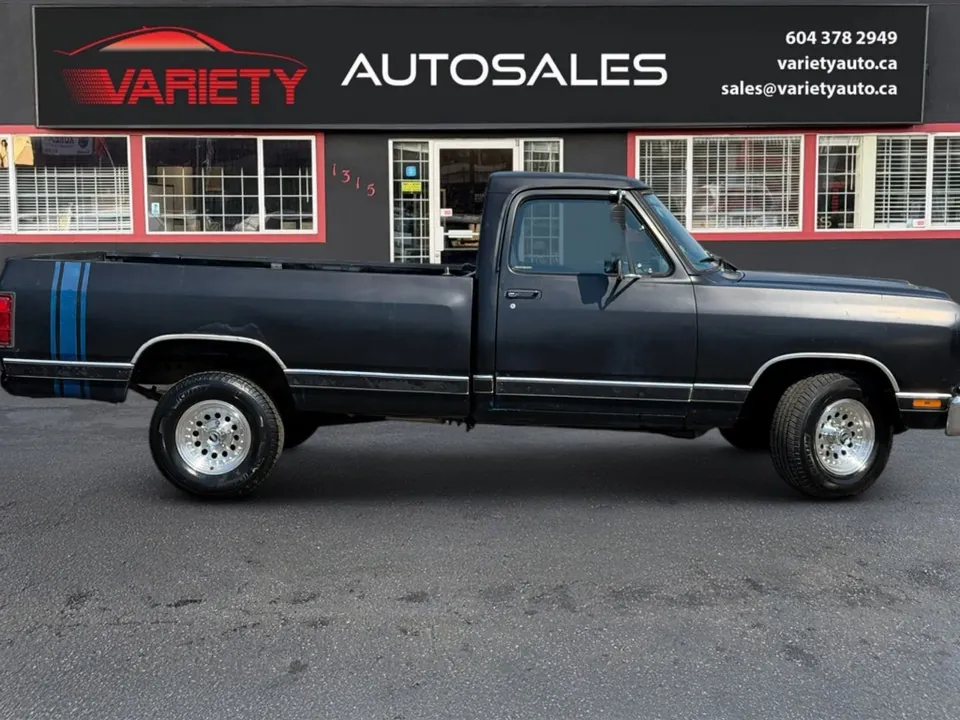 Dodge D100 1989 photo 5