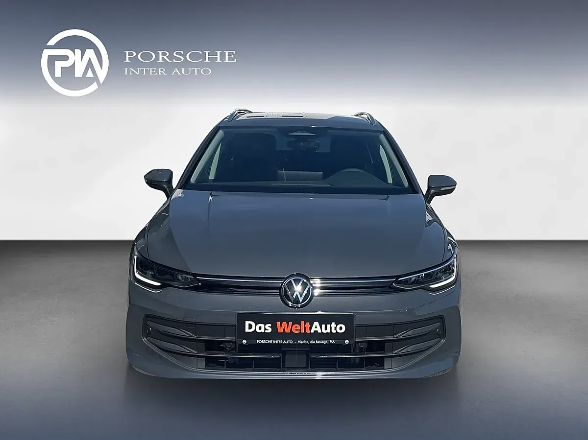 Volkswagen Golf 2026 photo 2