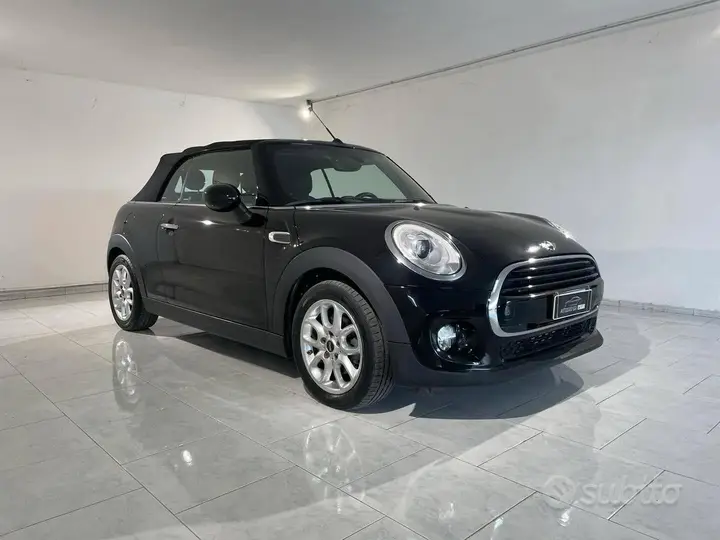 Mini Cooper Cabrio 2018 photo 2