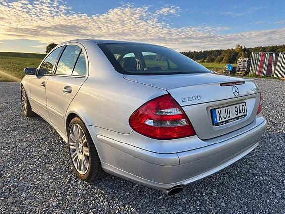 Mercedes-Benz E200 2006 photo 5