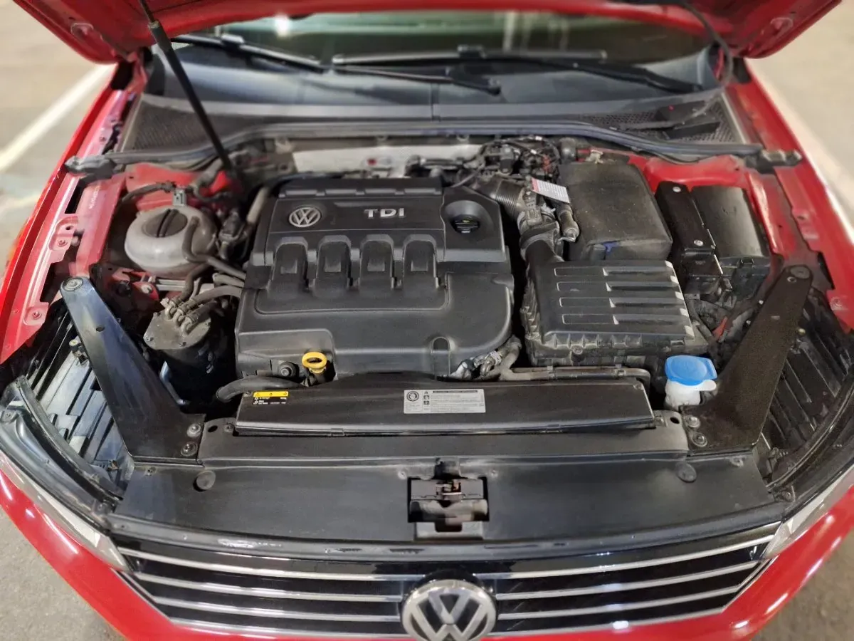 Volkswagen Passat 2016 photo 2
