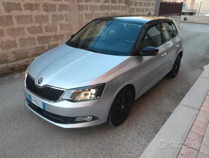 Skoda Fabia 2016 photo 3