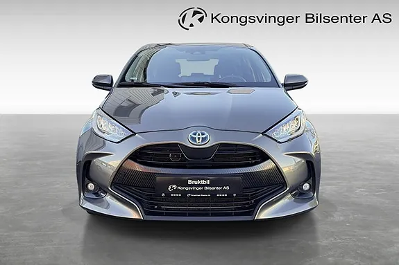 Toyota Yaris 2023 photo 2