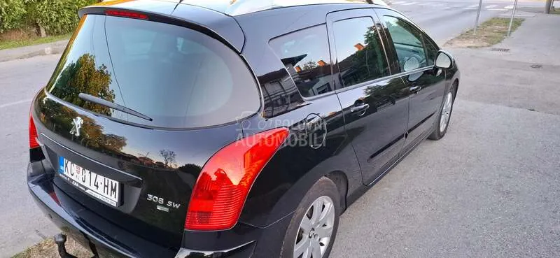 Peugeot 308 2011 photo 4
