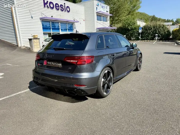 Audi Rs3 Sportback 2018 photo 2