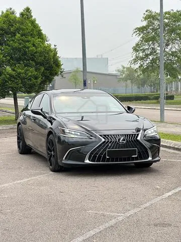 Lexus Es250