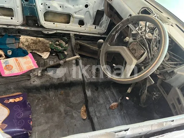 Mitsubishi Lancer 1987 photo 2