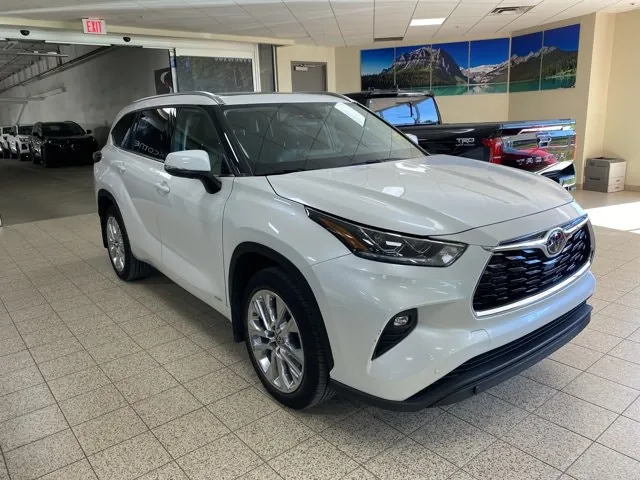Toyota Highlander 2025 photo 5