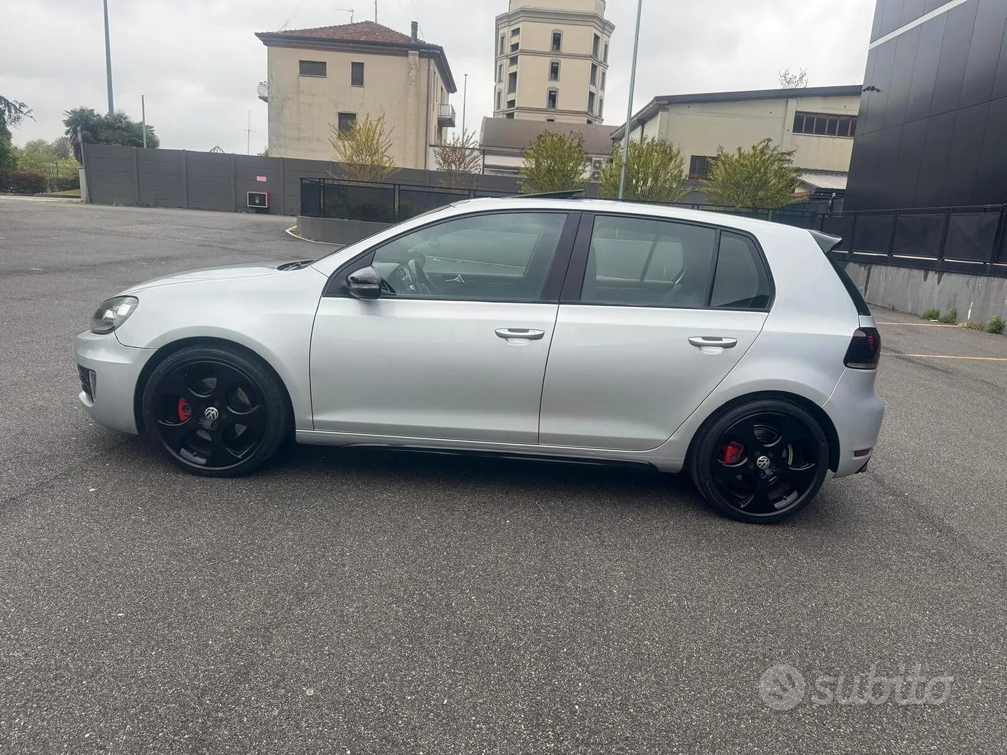 Volkswagen Golf 2009 photo 4