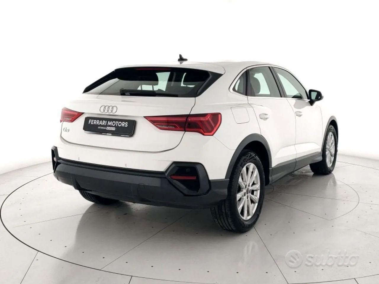 Audi Q3 2022 photo 3