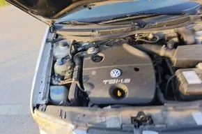 Volkswagen Bora 2001 photo 3