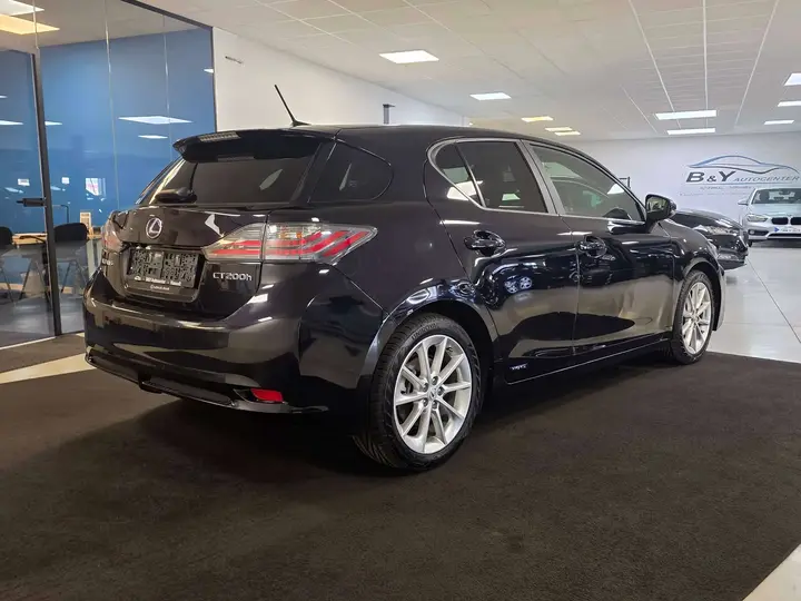 Lexus Ct 200H 2011 photo 5