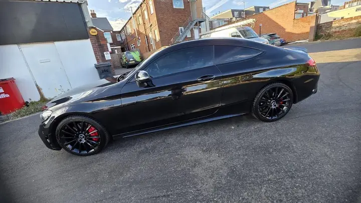 Mercedes-Benz C-Class 2018 photo 3